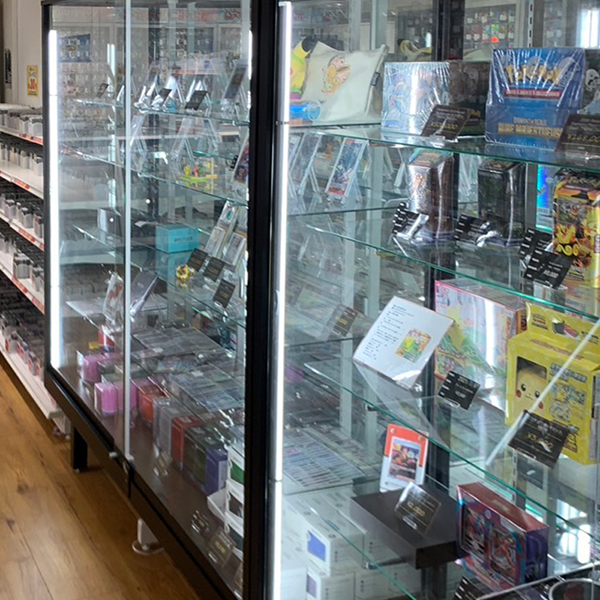 豊富な品揃えを誇る古賀店の店内(1)