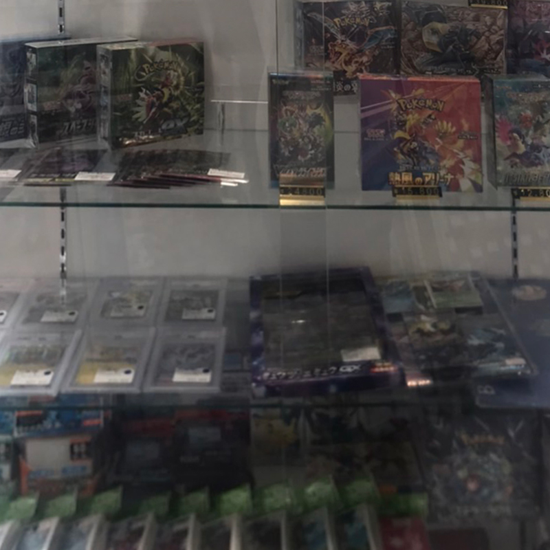 豊富な品揃えを誇る福岡中洲店の店内(2)