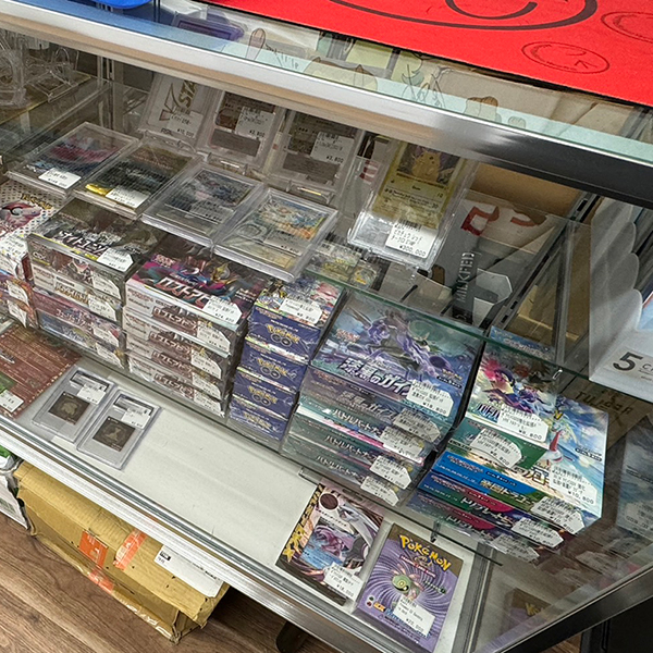 豊富な品揃えを誇る秋葉原店の店内(2)